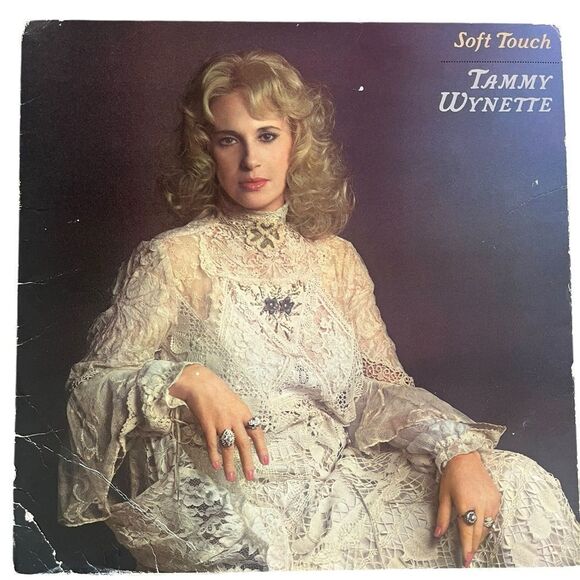 VINTAGE TAMMY WYNETTE - SOFT TOUCH 1982 EPIC RECORDS COUNTY VINYL RECORD LP 12” - Picture 2 of 8